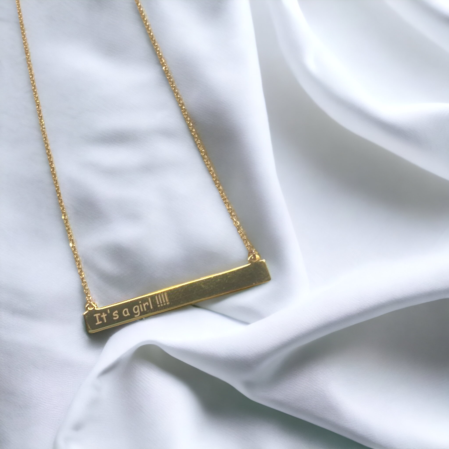 Vernus | I&#39;ts a Girl Necklace | Gold Plated 925 Silver