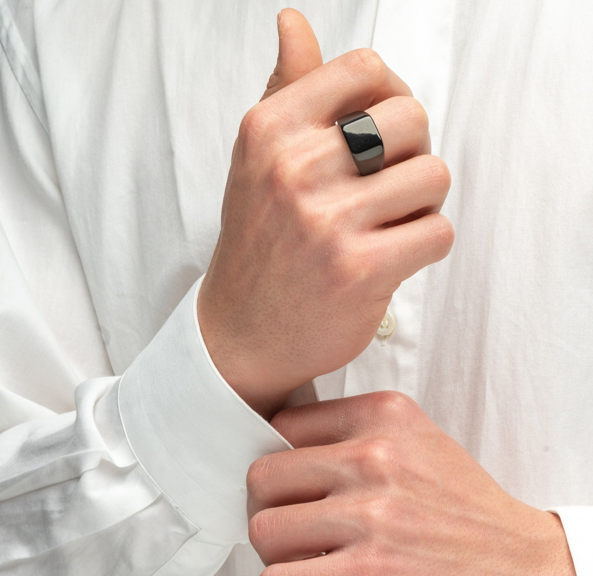 Aeon | Lisbon Ring | Black Ion Plated Stainless Steel